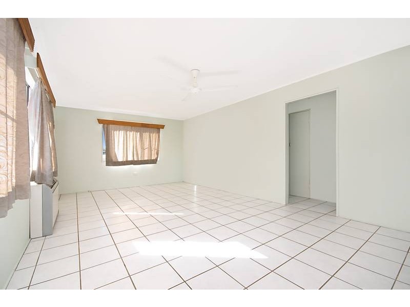 5 Wattle Street, Kirwan QLD 4817