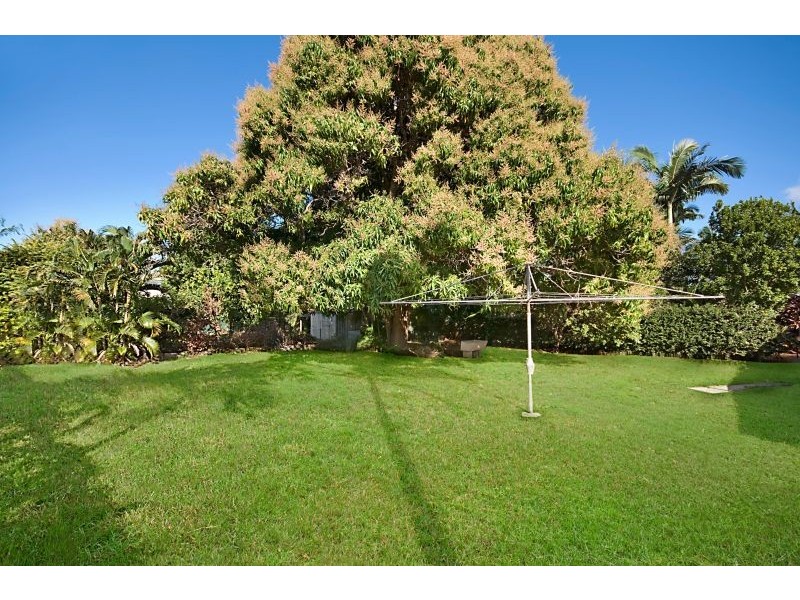 5 Wattle Street, Kirwan QLD 4817