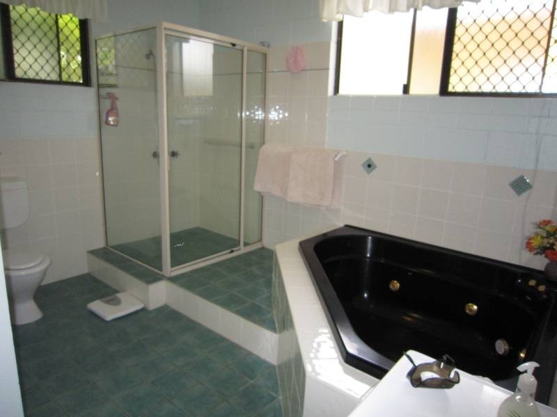 76 Lindeman Avenue, Heatley QLD 4814