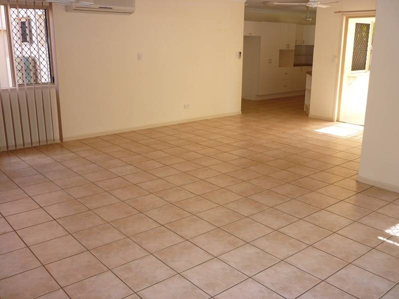 Kirwan QLD 4817