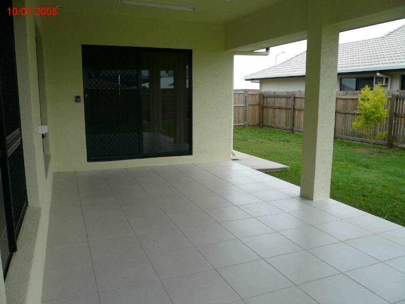 Bohle Plains QLD 4817