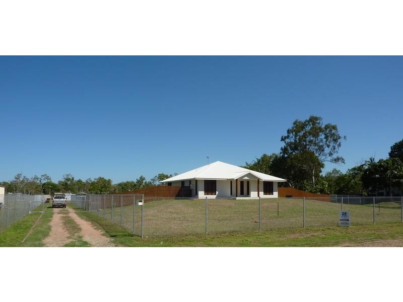 81A Hammond Way, Kelso QLD 4815