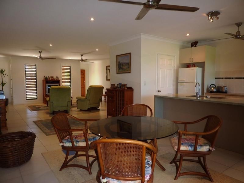 81A Hammond Way, Kelso QLD 4815