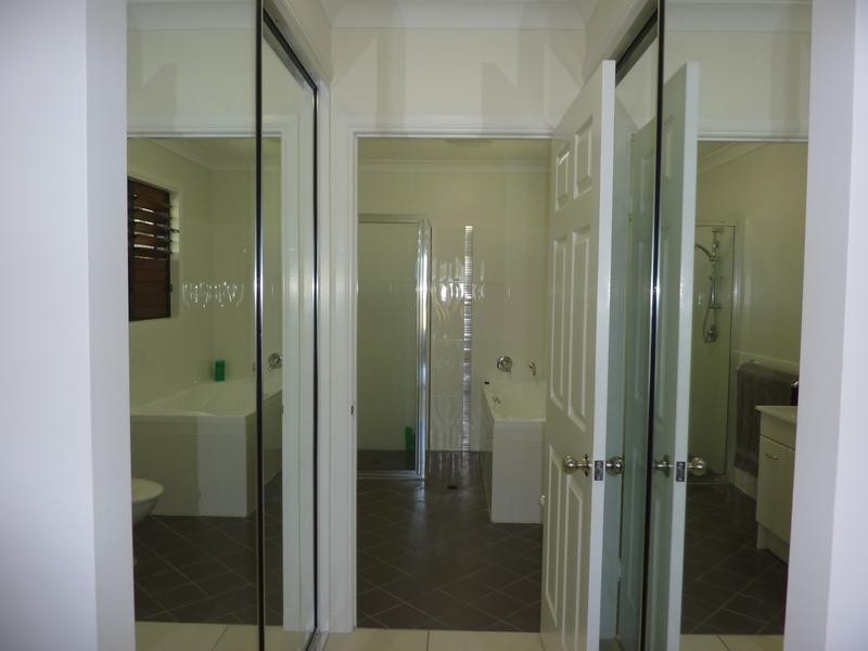 81A Hammond Way, Kelso QLD 4815