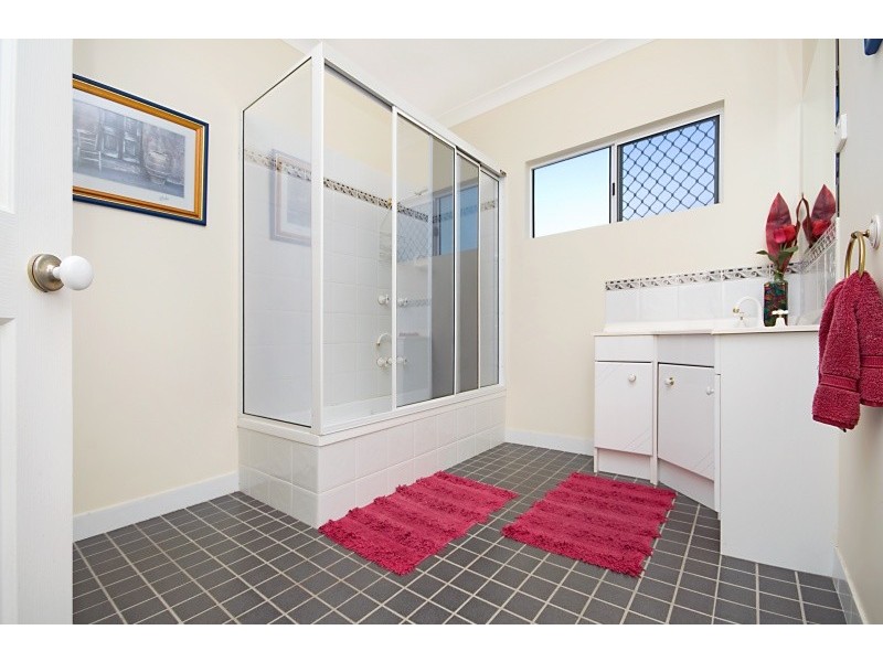 53 Warland Street, Kirwan QLD 4817