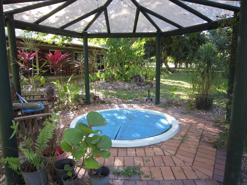 91 Toolakea Beach Road, Bluewater QLD 4818