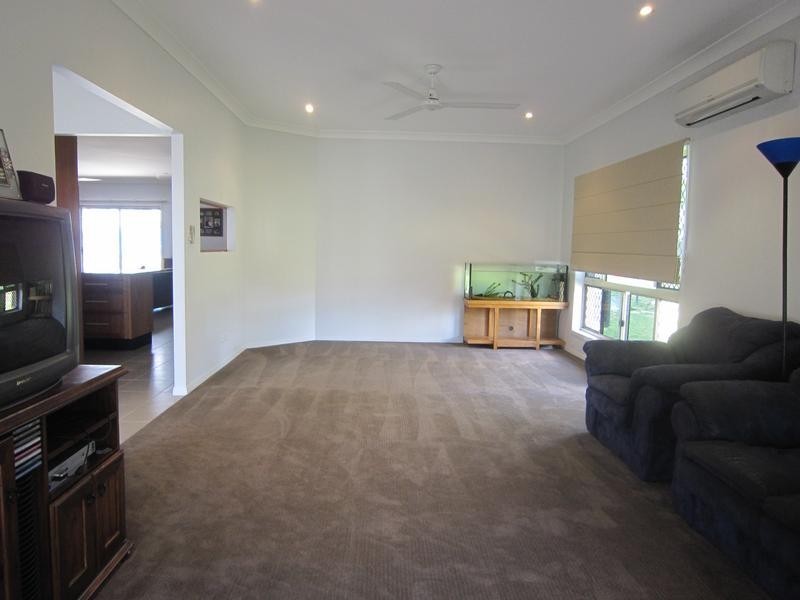 35 Blackview Avenue, Black River QLD 4818