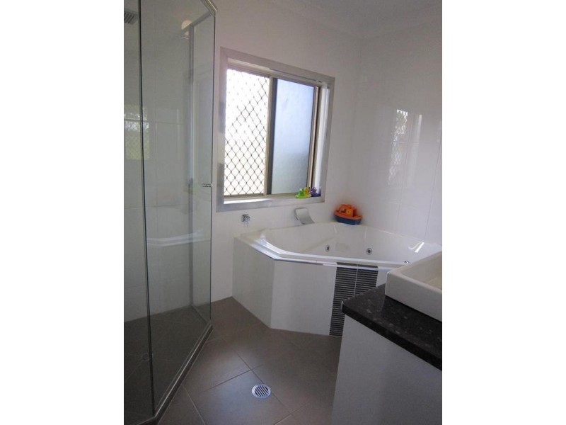 35 Blackview Avenue, Black River QLD 4818