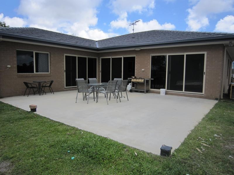 35 Blackview Avenue, Black River QLD 4818