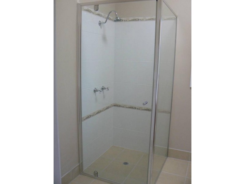 Bushland Beach QLD 4818