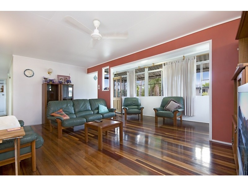6 Tarragona Drive, Kirwan QLD 4817