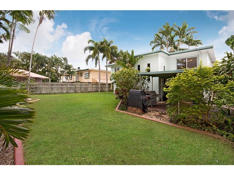 6 Tarragona Drive, Kirwan QLD 4817