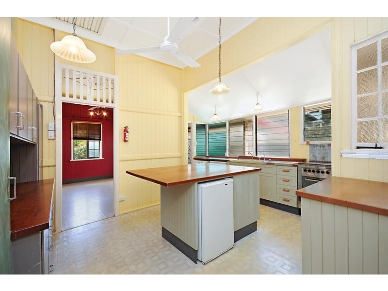 19 Murray Street, North Ward QLD 4810