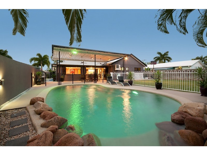 11 Redwood Avenue, Kirwan QLD 4817