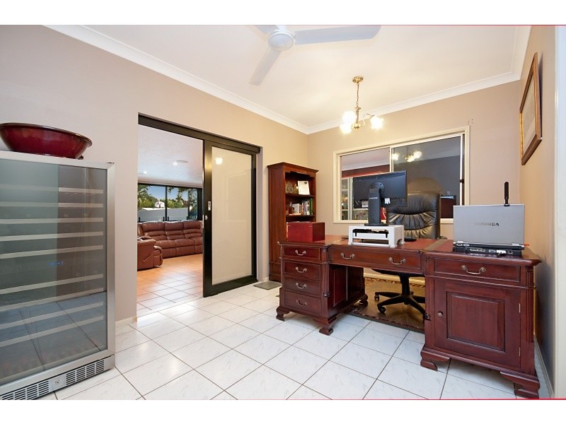 11 Redwood Avenue, Kirwan QLD 4817