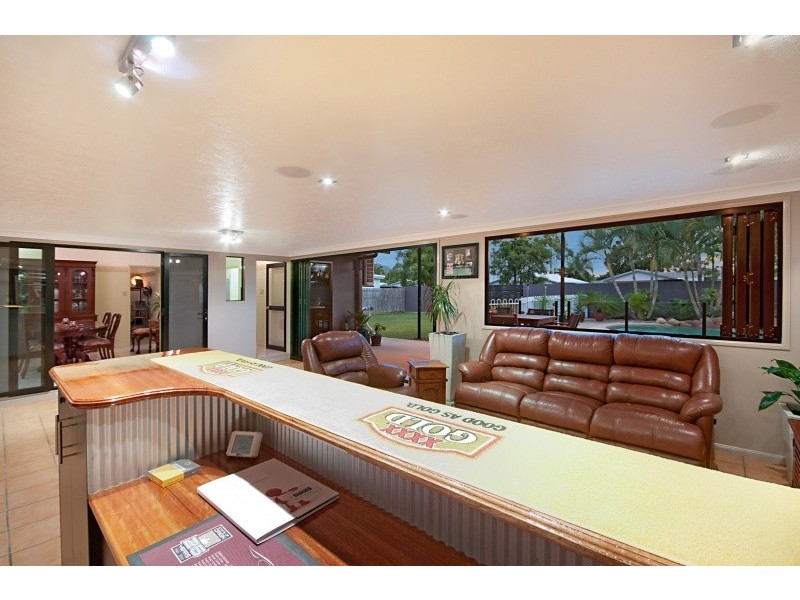 11 Redwood Avenue, Kirwan QLD 4817