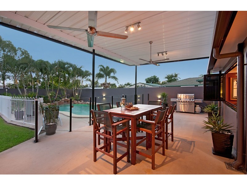 11 Redwood Avenue, Kirwan QLD 4817