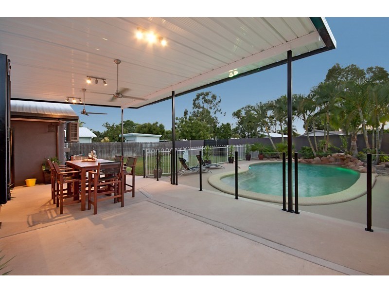 11 Redwood Avenue, Kirwan QLD 4817