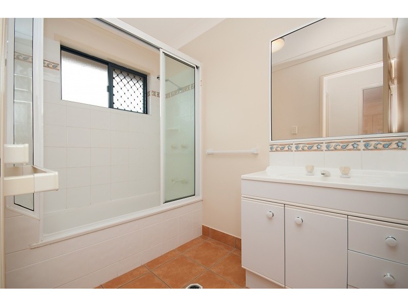 33 Bel Air Avenue, Kirwan QLD 4817