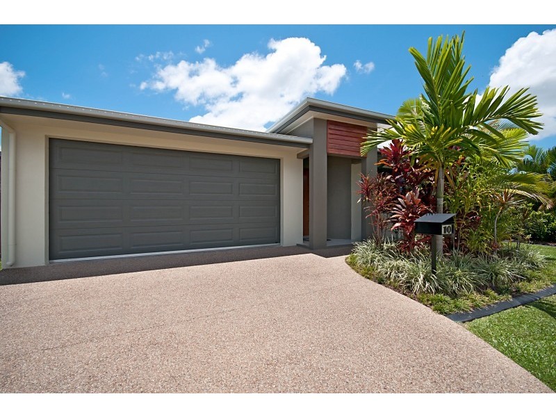 10 Skylark Place, Kelso QLD 4815