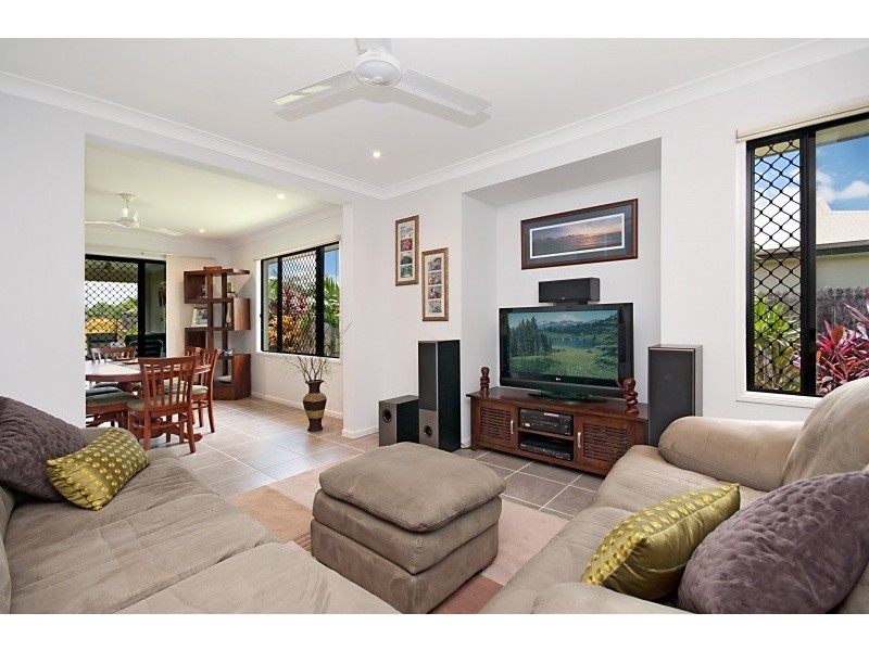 10 Skylark Place, Kelso QLD 4815