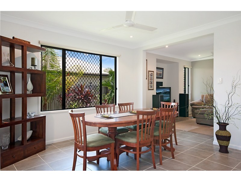 10 Skylark Place, Kelso QLD 4815