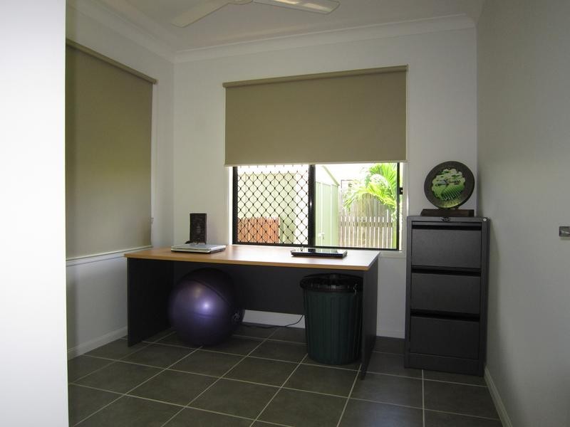 10 Skylark Place, Kelso QLD 4815