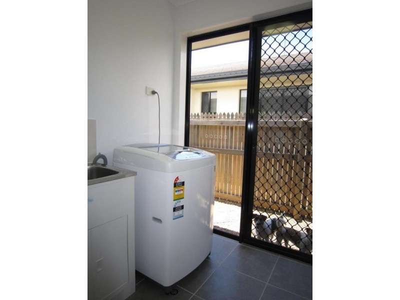 10 Skylark Place, Kelso QLD 4815