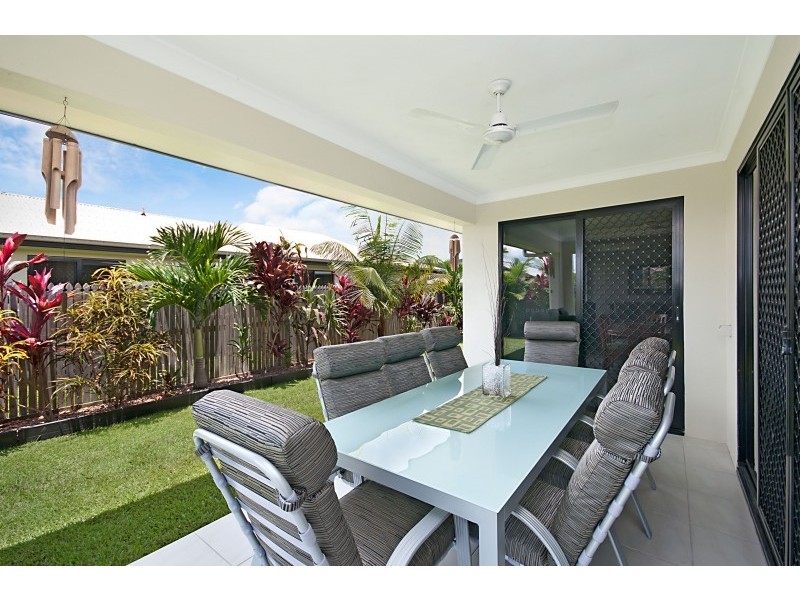 10 Skylark Place, Kelso QLD 4815