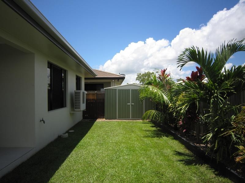 10 Skylark Place, Kelso QLD 4815