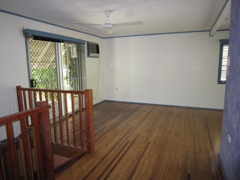 12 Hicks Street, Kirwan QLD 4817