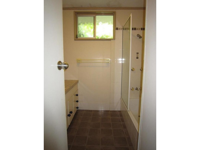 12 Hicks Street, Kirwan QLD 4817