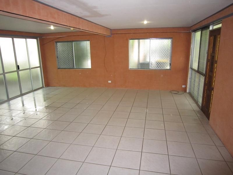 12 Hicks Street, Kirwan QLD 4817