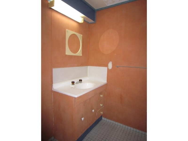 12 Hicks Street, Kirwan QLD 4817