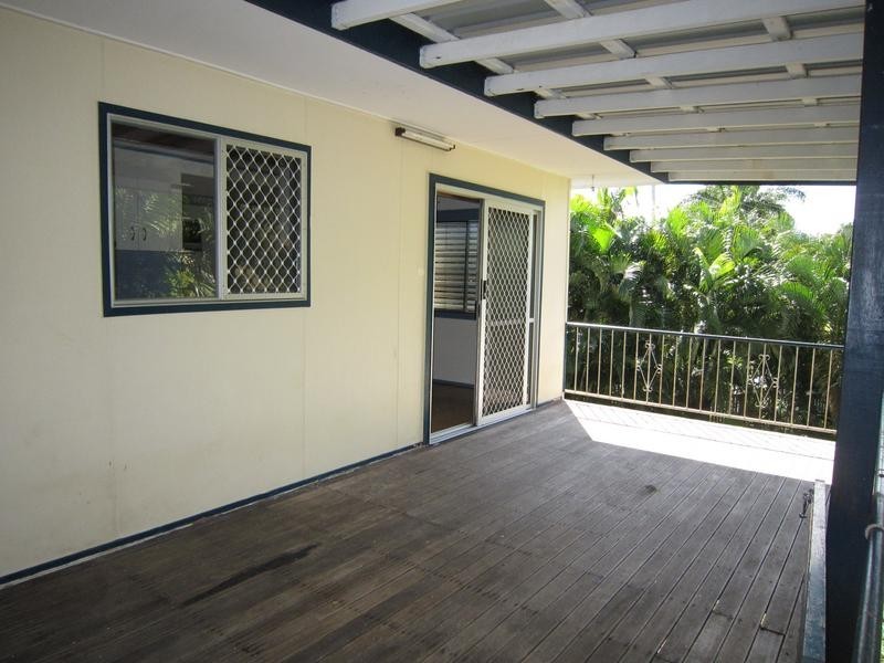 12 Hicks Street, Kirwan QLD 4817