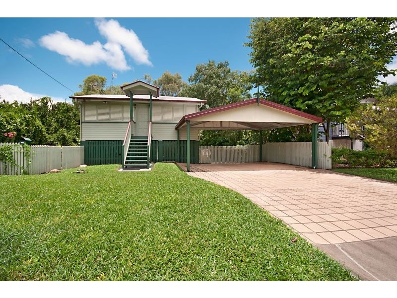 7 Lomax Street, Mysterton QLD 4812