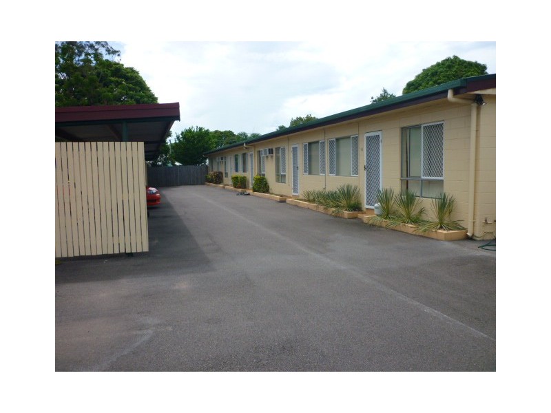 West End QLD 4810