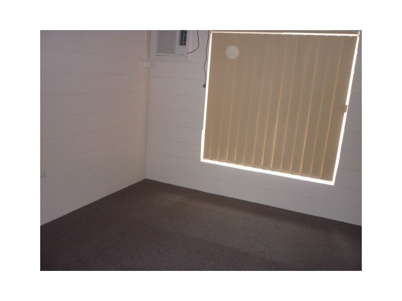 West End QLD 4810