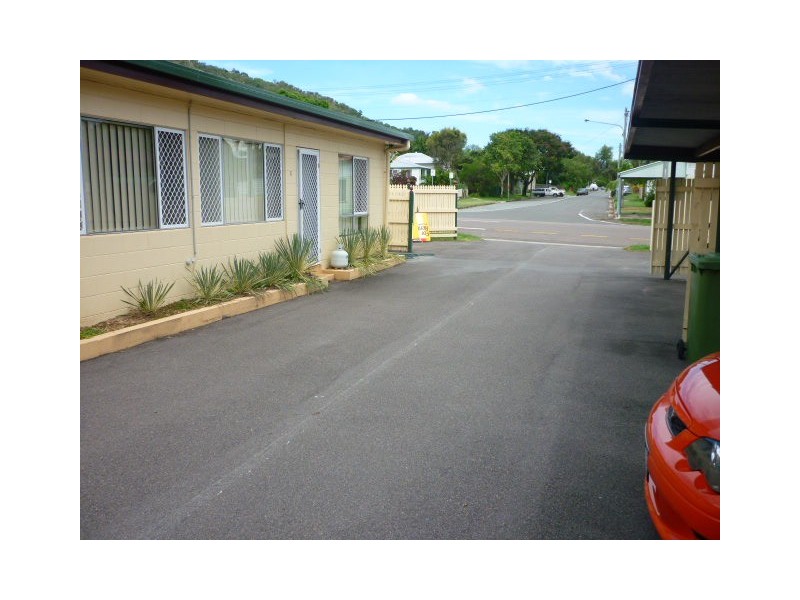 West End QLD 4810