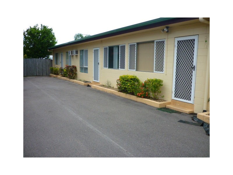 West End QLD 4810