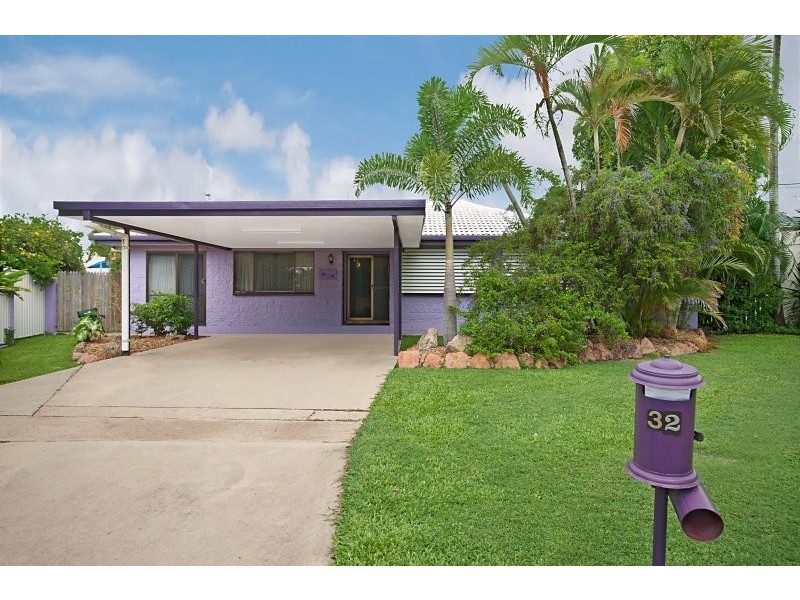 601 Ross River Road, Kirwan QLD 4817