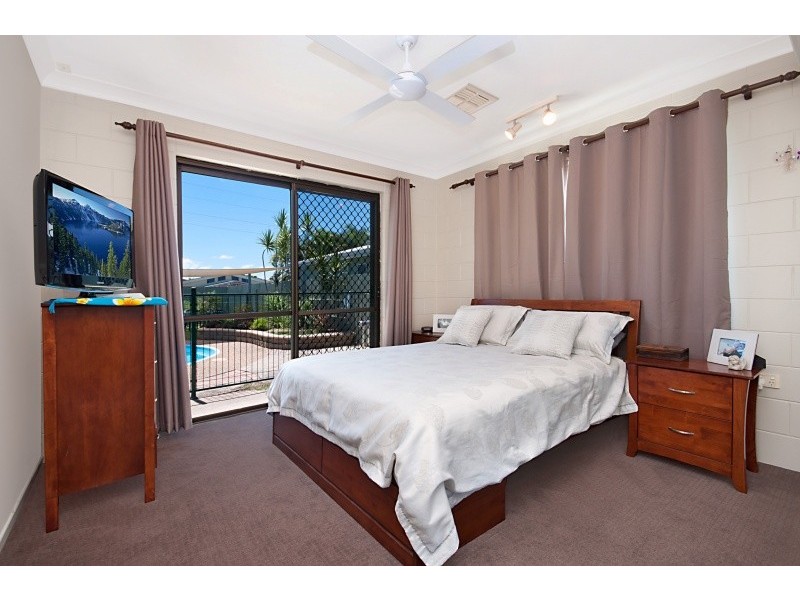 6 Whitsunday Drive, Kirwan QLD 4817