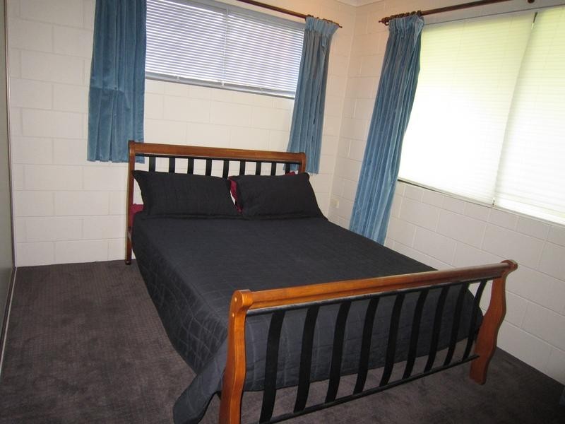 6 Whitsunday Drive, Kirwan QLD 4817