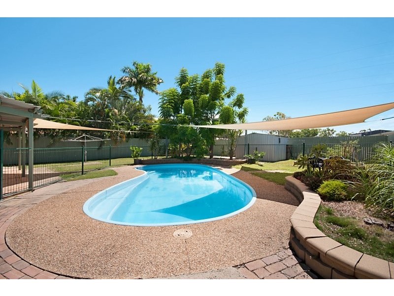 6 Whitsunday Drive, Kirwan QLD 4817