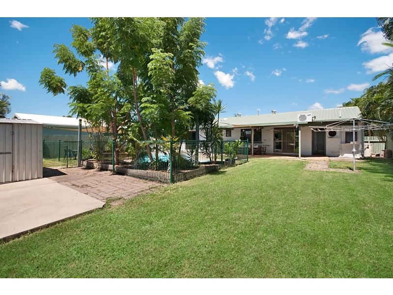 6 Whitsunday Drive, Kirwan QLD 4817