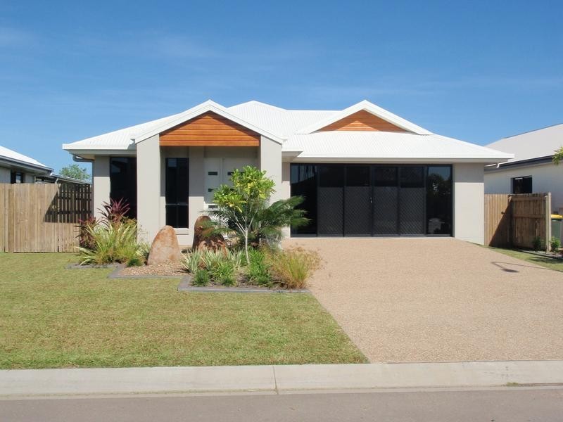 14 Balladonia Avenue, Mount Low QLD 4818