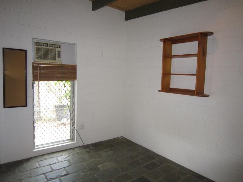 51 Banfield Drive, Mount Louisa QLD 4814