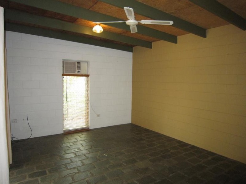 51 Banfield Drive, Mount Louisa QLD 4814