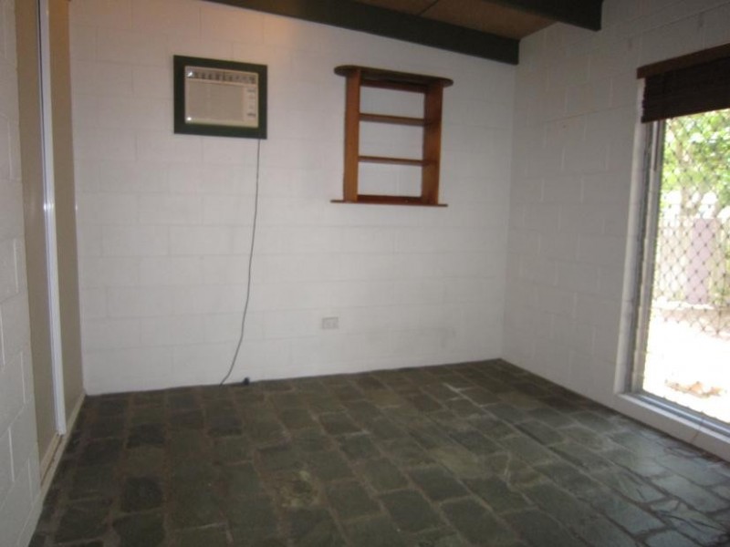 51 Banfield Drive, Mount Louisa QLD 4814