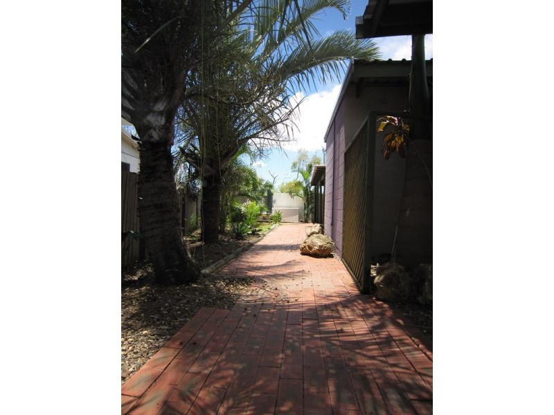 51 Banfield Drive, Mount Louisa QLD 4814